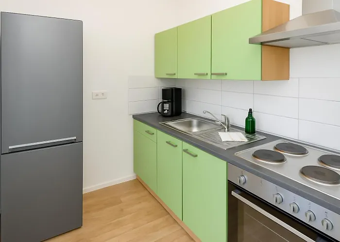 Monteurszimmer Move-in2stay - Einzelbetten, Smart Tv, Wifi Apartamento Halle (Saale)